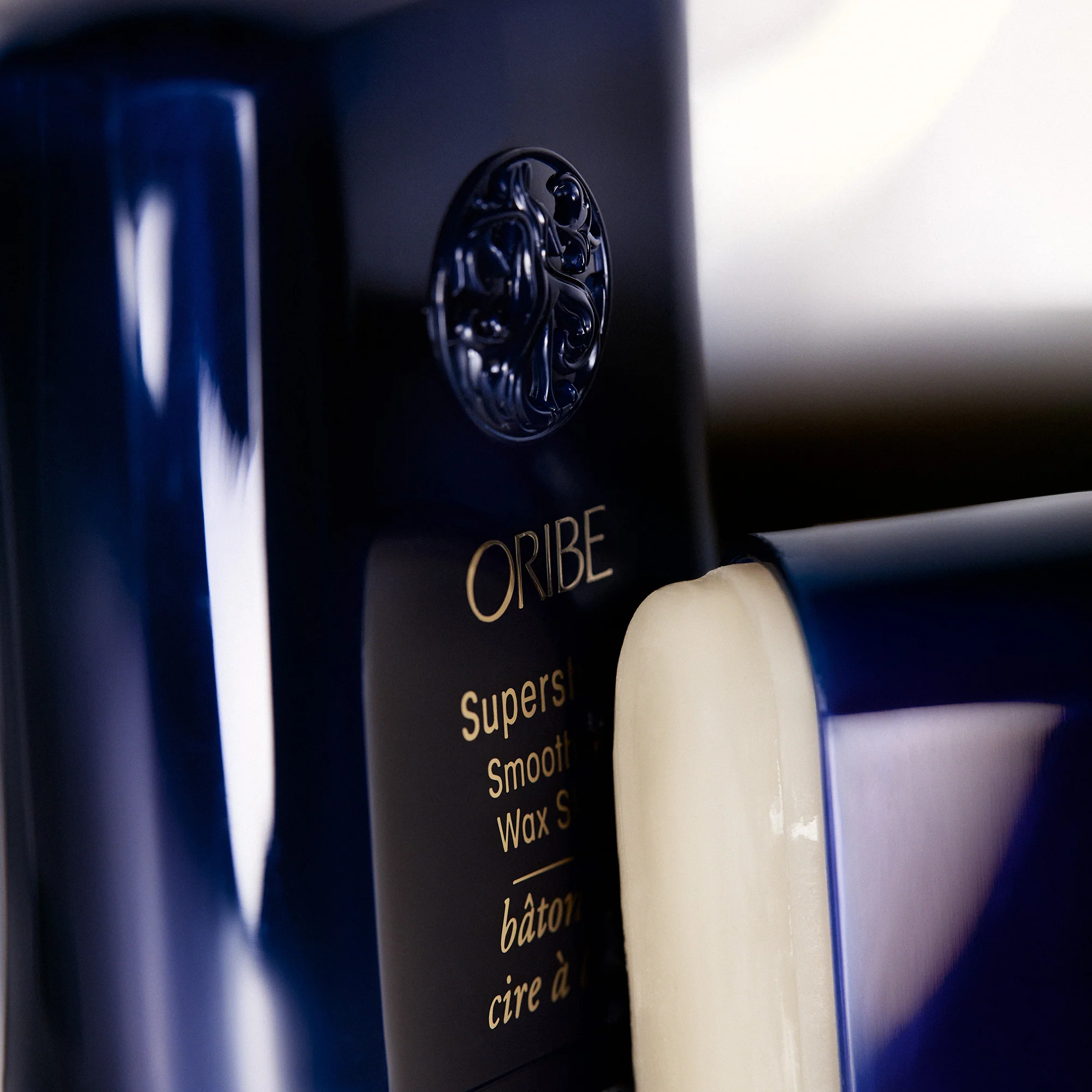 Supershine Smoothing Wax Stick - Image 5